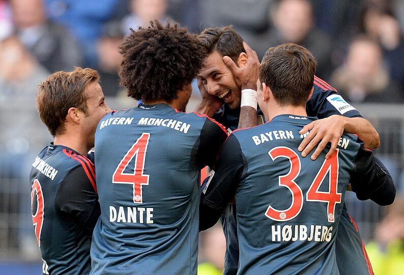 DANTE NOTE 4
Wie Boateng sehr passiv. Stellte mehr, als dass er die Zweikämpfe suchte, agierte immer mit Sicherheitsabstand.