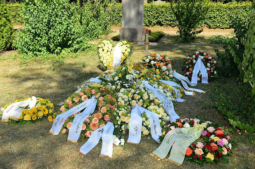 Die Trauer um Stephan († 46) vereint die Beckenbauers Abendzeitung München Die Trauer um Stephan († 46) vereint die Beckenbauers Abendzeitung München