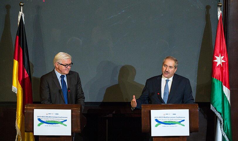 Außenminister Steinmeier spricht in Teheran: Heute beendet er seine viertägigen Nahost-Reise mit einem Besuch in Jordanien.