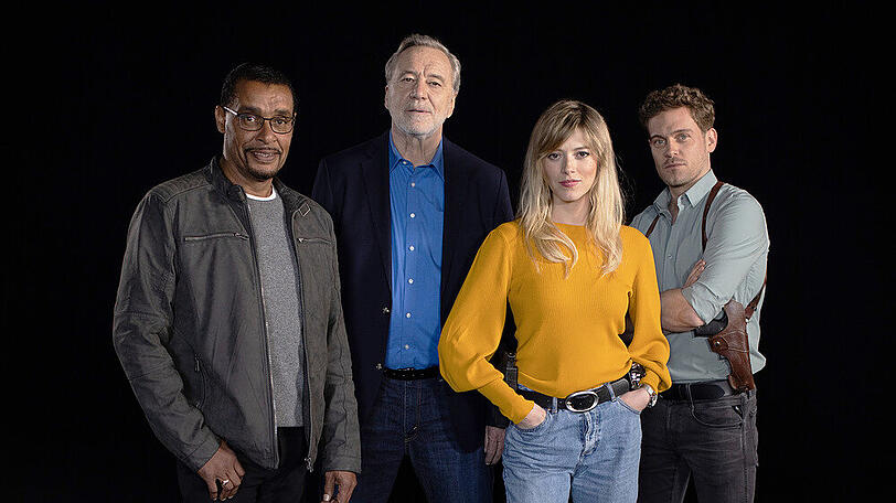Franz Ainfachnur (Christofer von Beau, v.l.n.r.), Arthur Bauer (Gerd Silberbauer), Theresa Schwaiger (Mersiha Husagic) und Dominik Morgenstern (Joscha Kiefer) ermitteln in "SOKO München".