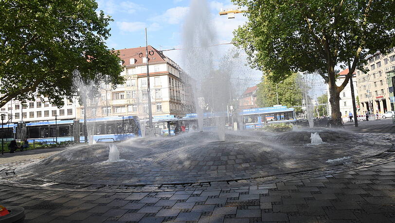 Der Busenbrunnen am Sendlinger-Tor-Platz – in unmittelbarer Nähe der Nußbaumstraße.