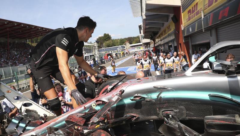 Der Mercedes von Lewis Hamilton nach dessen Unfall in Spa.
