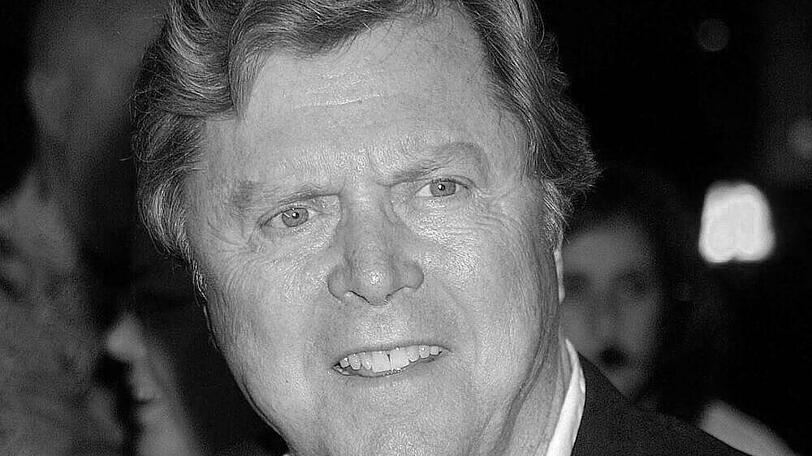 Durch "Grease" wurde er zum Weltstar: Edd Byrnes verstarb am 8. Januar im Alter von 87 Jahren eines natürlichen Todes.