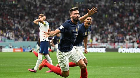 Frankreichs Olivier Giroud machte mit seinem Tor zum 2:1 den Halbfinal-Einzug klar.