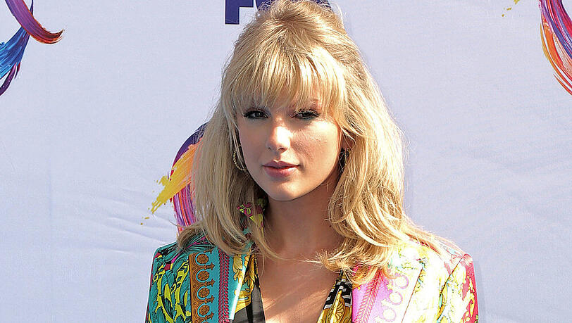 Taylor Swift bringt nicht nur ihr neues Album "Lover" heraus Taylor Swift bringt nicht nur ihr neues Album "Lover" heraus