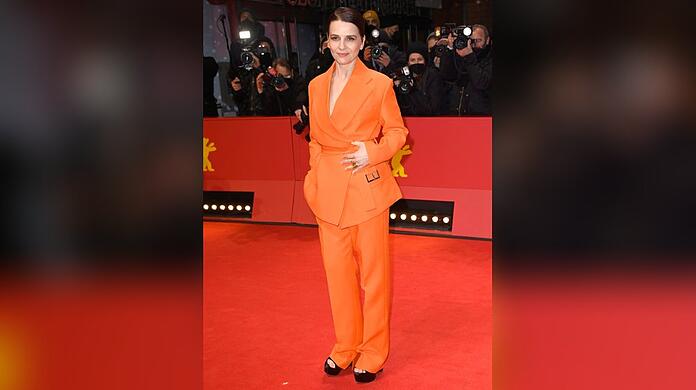 Juliette Binoche kam zur Premiere von "Avec amour at acharnement".