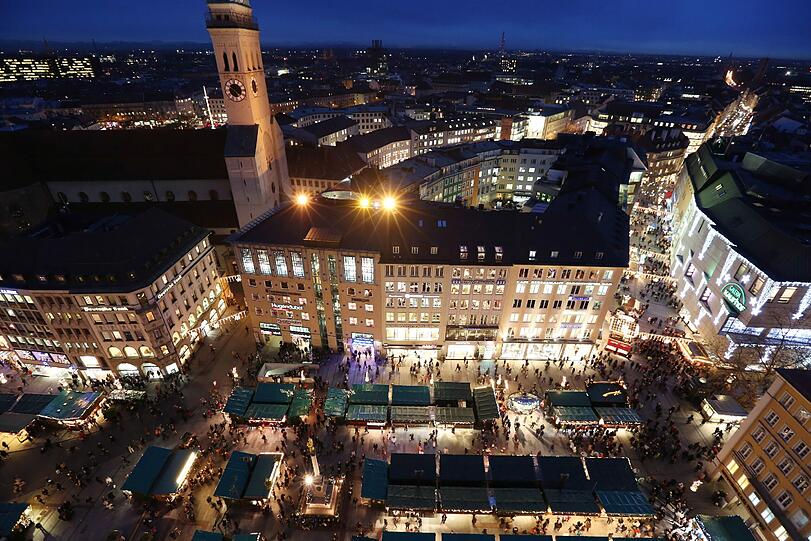 Weihnachtsstimmung auf dem Marienplatz