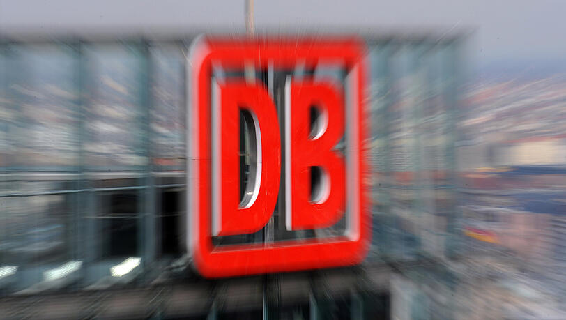 Die Bahn will jetzt auch privaten Haushalten ihren Ökostrom anbieten.