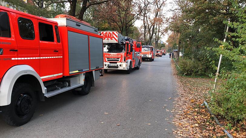 Ein Großaufgebot der Feuerwehren rückte am Donnerstag in Pullach an.