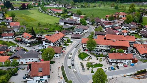 Hier sollen Zweitwohnungen begrenzt werden: Bad Wiessee von oben.