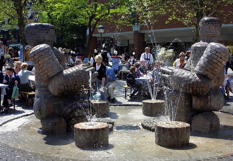 Der Brunnen am Rotkreuzplatz in Neuhausen.