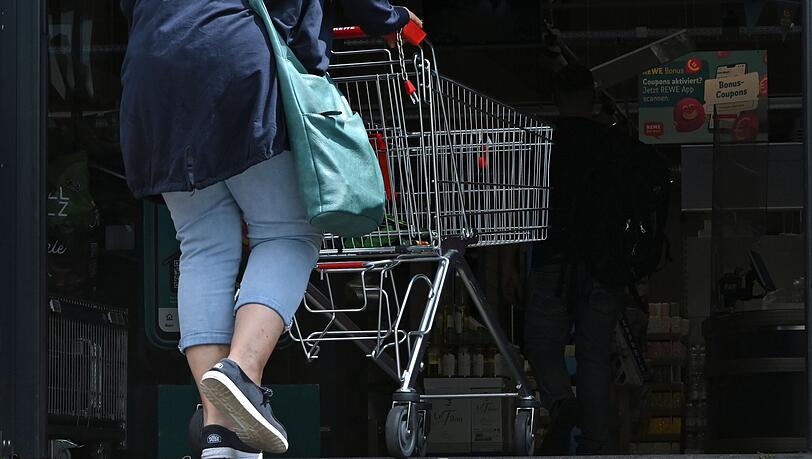 Durchbruch bei der Tarifrunde im nordrhein-westf&auml;lischen Einzelhandel. (Symbolbild)