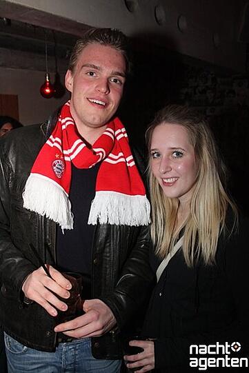 Am Dienstag hat der FC Bayern in der Allianz Arena Real Madrid abgezogen. Nach dem aufregenden Match feierten die Fans weiter, etwa beim "Love Tuesday" in der 089 Bar. Mehr Bilder unter: www.nachtagenten.de.