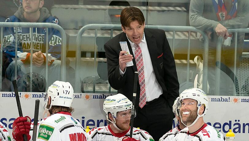 Uwe Krupp coacht seine Kölner Haie. Uwe Krupp coacht seine Kölner Haie.