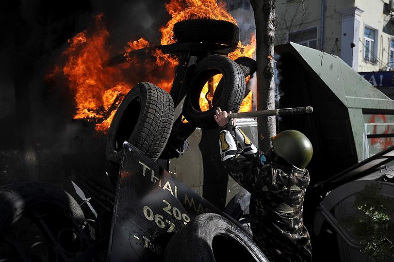 In der ukrainischen Hauptstadt ist es erneut zu schweren Auseinandersetzungen zwischen Polizei und Regierungsgegnern gekommen
