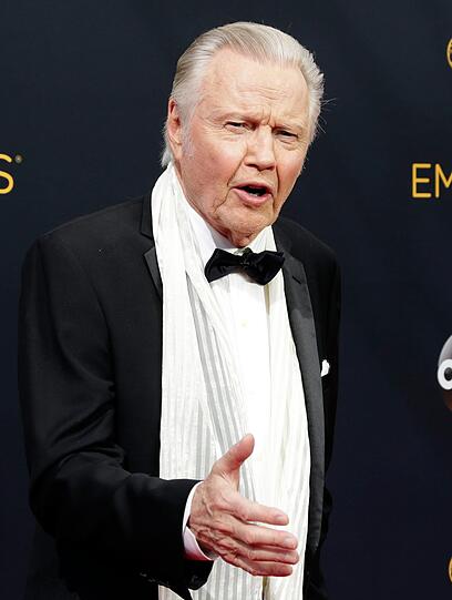 Der Oscarpreisträger und Vater von Angelina Jolie, Jon Voight, stand 1974 für den Film "Die Akte Odessa" in der Bavaria Filmstadt vor der Kamera.