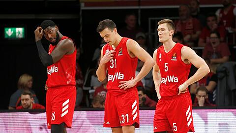 Die Basketballer des FC Bayern laufen in der kommenden Saison wohl mit einem anderen Trikotsponsor auf.