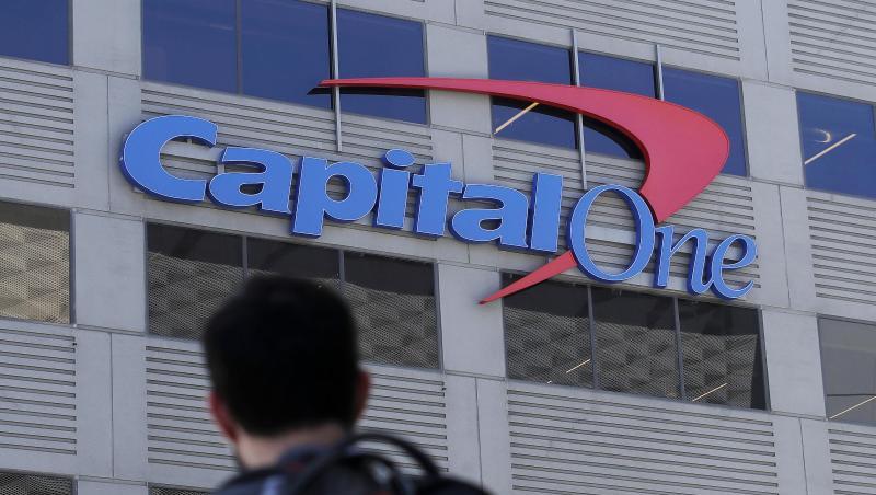 Ein Hacker hat Kreditkartendaten von gut 100 Millionen Kunden der Bank Capital One gestohlen. Ein Hacker hat Kreditkartendaten von gut 100 Millionen Kunden der Bank Capital One gestohlen.