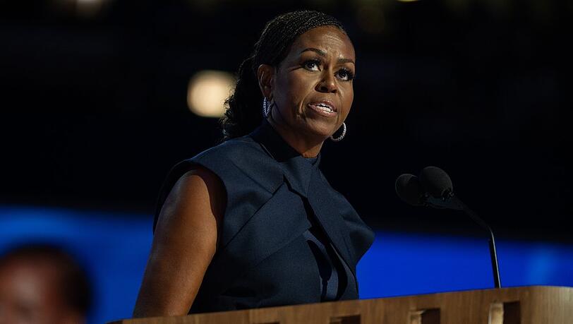 Michelle Obama will ihre Zeit nicht mit einer Präsidentschafts-Kandidatur "verschwenden". Michelle Obama will ihre Zeit nicht mit einer Präsidentschafts-Kandidatur "verschwenden".