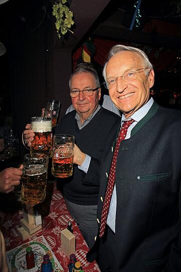 Die Politiker-Kollegen Edmund Stoiber und Klaus Töpfer hingegen...