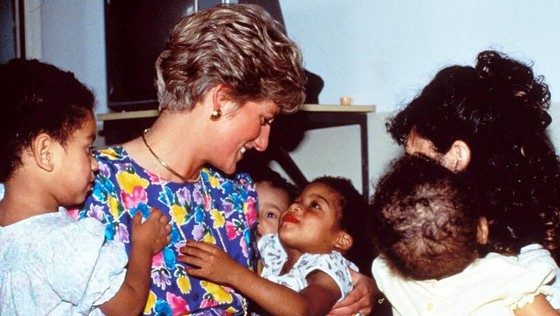 So menschlich hat die Welt sie geliebt: Lady Di bei einem Staatsbesuch in Ottawa im Jahr 1983. So menschlich hat die Welt sie geliebt: Lady Di bei einem Staatsbesuch in Ottawa im Jahr 1983.