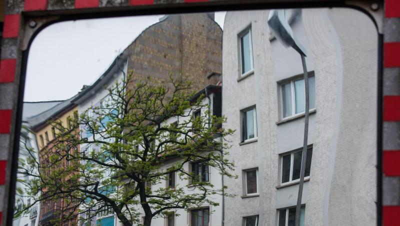 Mieter und Käufer von Wohnungen sollen besser vor finanzieller Überlastung geschützt werden. Mieter und Käufer von Wohnungen sollen besser vor finanzieller Überlastung geschützt werden.
