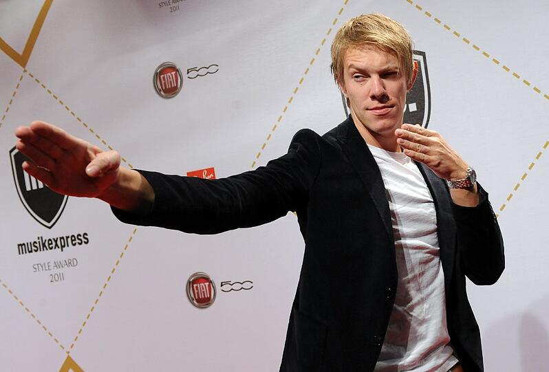 Comedian und Spaßvogel Simon Gosejohann überzeugt mit seinen neuesten Kung-Fu-Moves.