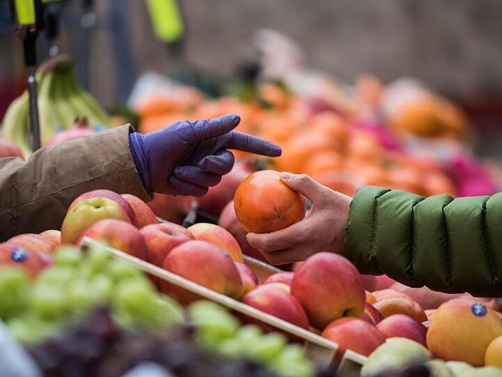 Die Inflation in Deutschland ist im März auf den niedrigsten Stand seit knapp einem Jahr gesunken. Die Verbraucherpreise lagen um 1,3 Prozent über dem Niveau des Vorjahresmonats.