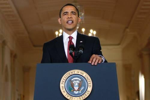 Ernst, vorsichtig und mit Teleprompter: Barack Obama bei seiner live übertragenen Pressekonferenz.