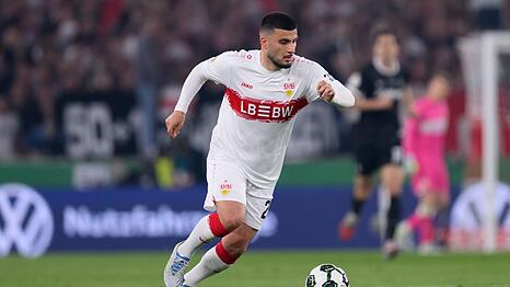 Hatte mehr Erholung, als ihm lieb war: Deniz Undav schied mit der deutschen Nationalmannschaft schon fr&uuml;h aus bei der FIFA-WM. Jetzt greift er wieder mit dem VfB Stuttgart an.