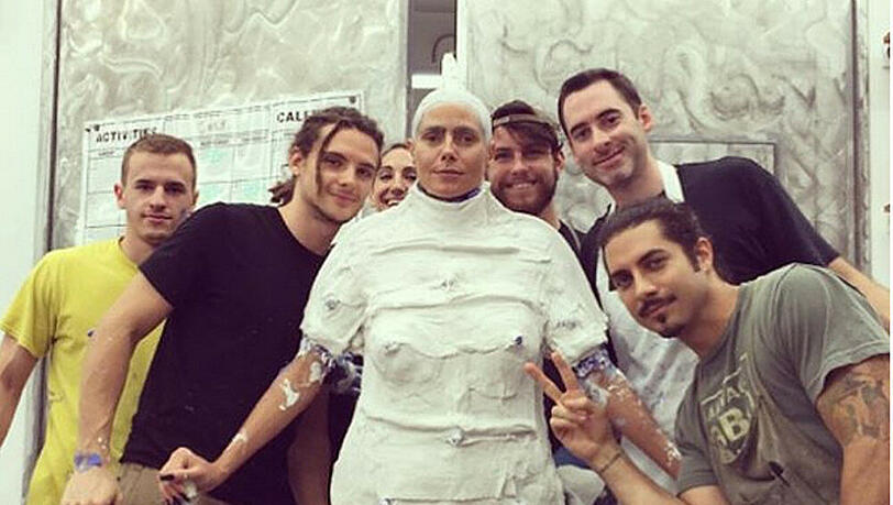 So sieht eine in Gips gelegte Heidi Klum aus So sieht eine in Gips gelegte Heidi Klum aus