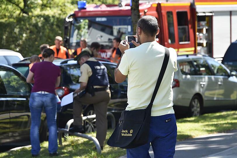 Die Fahrerin wurde bei dem Unfall nur leicht verletzt.