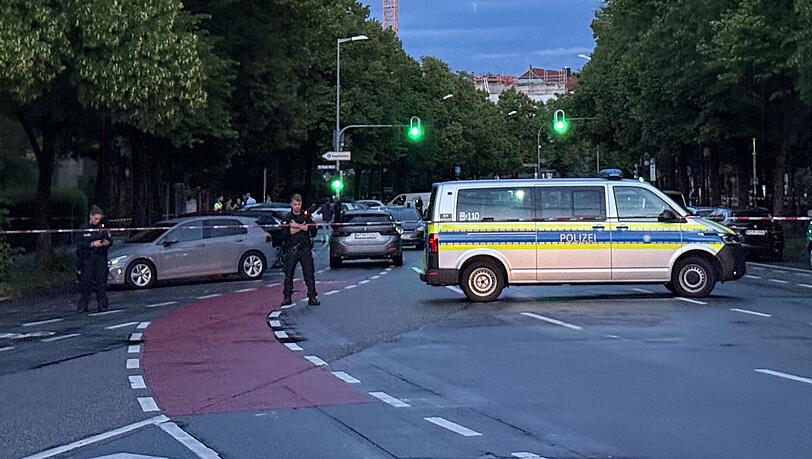 Die Polizei hat an der Theresienwiese von der Schusswaffe Gebrauch gemacht. (Symbolbild)