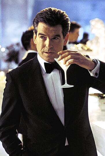 Auch in "Stirb an einem anderen Tag" schlürft Pierce Brosnan einen Wodka-Martini.