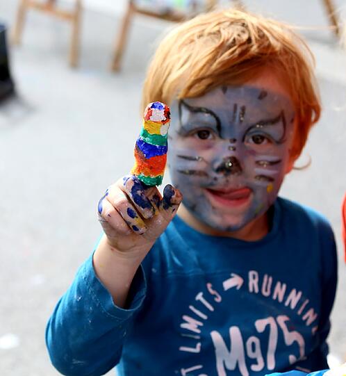 Gute Stimmung in Schwabing und der Maxvorstadt: Beim Streetlife-Festival hatten die Münchner auch heuer bei zahlreichen Angeboten und Shows viel Spaß. Die Bilder.