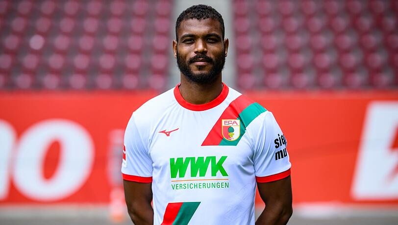 Traf zweimal für die Augsburger im Test gegen Pisa: Steve Mounié.