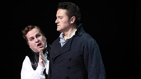 Piotr Beczala (rechts) mit Kevin Conners in Puccinis "Tosca".