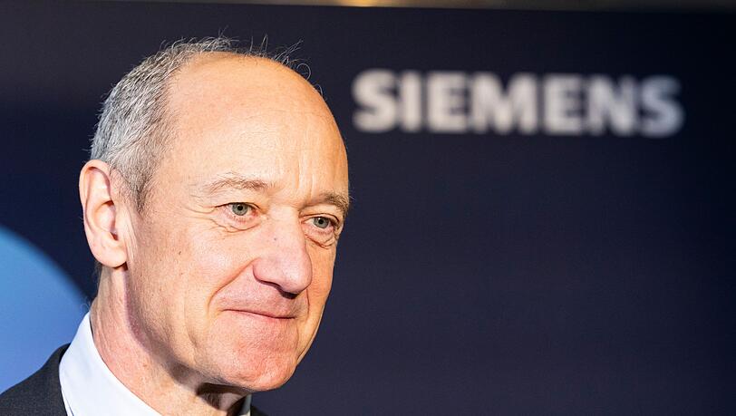 Siemens-Chef Roland Busch kann sich &uuml;ber einen Gro&szlig;auftrag freuen. (Archivbild)