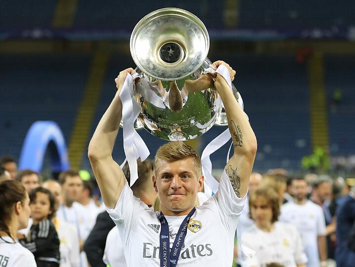 Platz 7: Den Abgang von Toni Kroos ließ sich der FC Bayern mit 30 Millionen Euro von Real Madrid versüßen.
