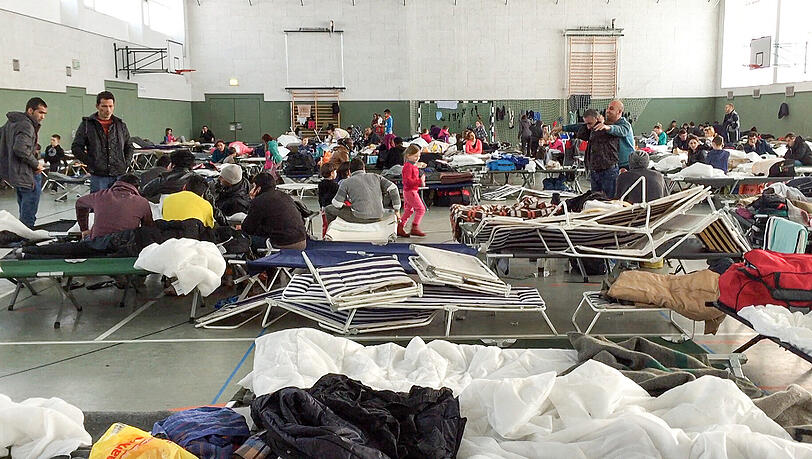 Die Wirtschaft möchte Flüchtlingen den Zugang zum deutschen Arbeitsmarkt erleichtern. Die Wirtschaft möchte Flüchtlingen den Zugang zum deutschen Arbeitsmarkt erleichtern.