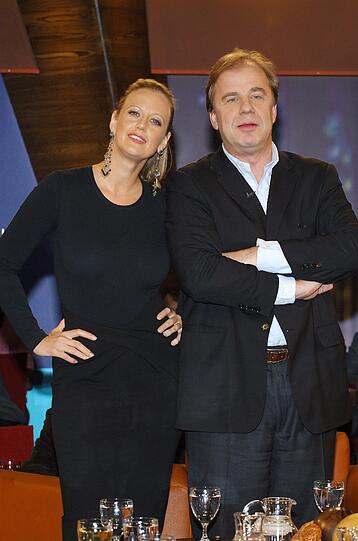 Neue Moderatoren vor ihrer ersten NDR Talk Show
