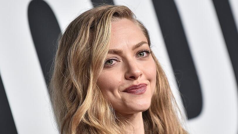 Amanda Seyfried hat sich in jungen Jahren an Filmsets oft unwohl gefühlt.