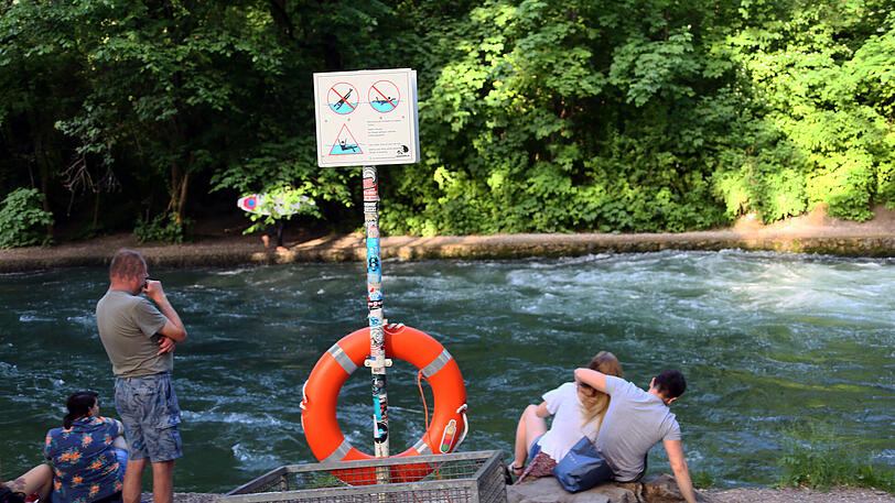 Im gesamten Eisbach herrscht Badeverbot.