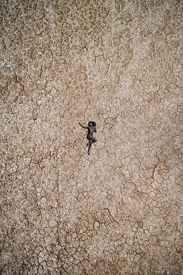 "Chauntel in the Desert" in der Kategorie People.