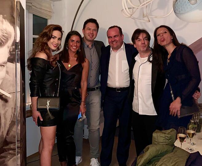 Angelina Heger (li.), Sarah Lombardi (2.v.l.), Clemens Baumgärtner (3.v.r.) und Bruce Reith (2.v.r.)
