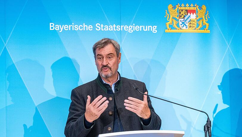 Nach der Sichtung von Drohnen über dem Münchner Flughafen will Bayerns Ministerpräsident Markus Söder (CSU) mehr Rechte für die Polizei des Landes (Archivbild).
