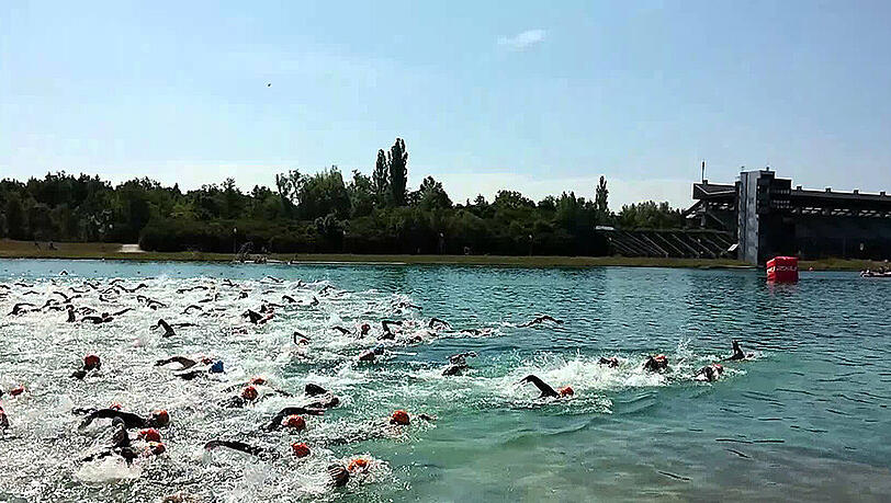Da schäumt das Wasser der Regattastrecke!