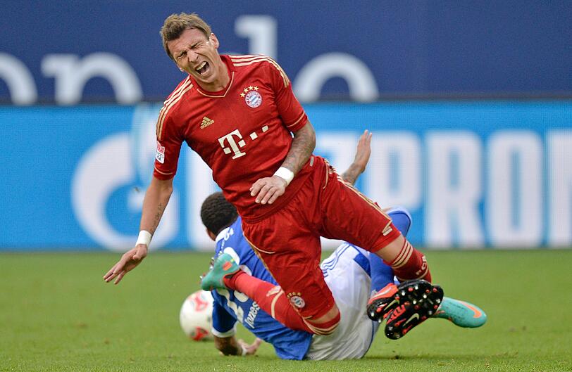 MARIO MANDZUKIC: Note 3. Große Chance nach feiner Kroos-Flanke, konnte den Kopfball (24.) jedoch nicht mehr drücken. Ansonsten kaum in Szene gesetzt von den Kollegen. Machte in der 69. Minute Platz für Javi Martinez.