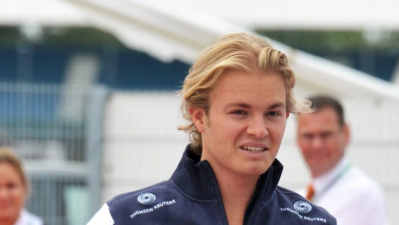 Wechselt Nico Rosberg nächste Saison zu den Silberpfeilen? Oder doch zu BMW? Wechselt Nico Rosberg nächste Saison zu den Silberpfeilen? Oder doch zu BMW?