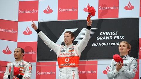 Hamilton (li.), Button und Rosberg bescheren Mercedes i9n Shanghai einen Dreifachtriumph
